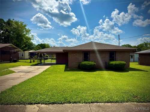 5204 Patricia Ln, Montgomery, AL, 36108-5358 | Card Image
