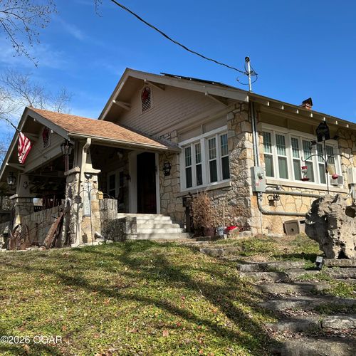 102 N Kings Hwy, Noel, MO, 64854-9200 | Card Image