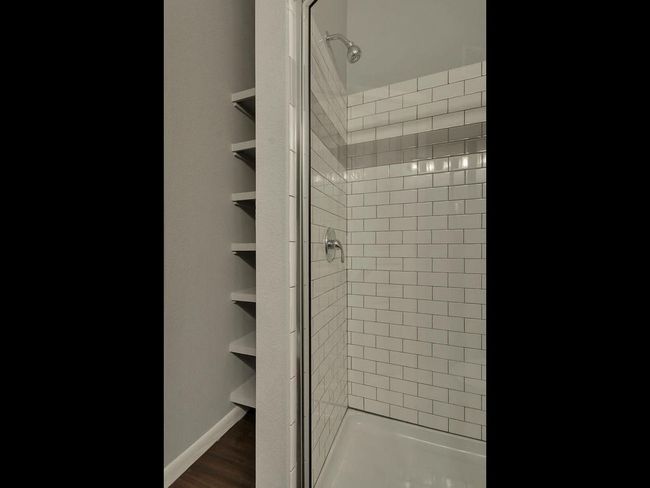APT-303 - 2822 Rio Grande St, Condo with 3 bedrooms, 2 bathrooms and 2 parking in Austin TX | Image 19