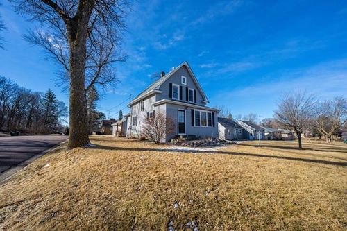 1830 11th St E, Glencoe, MN, 55336-2525 | Card Image