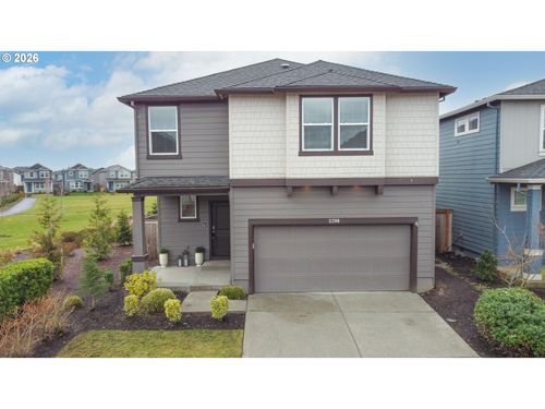 2390 Halter Dr, Woodburn, OR, 97071-6002 | Card Image