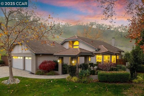 174 Oakridge Dr, Danville, CA, 94506 | Card Image