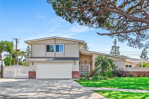 2418 E Standish Ave, Anaheim, CA, 92806-4523 | Card Image