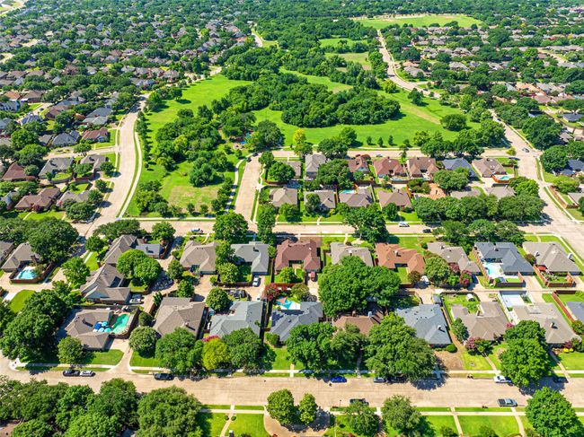 2562 Primrose Dr, House other with 3 bedrooms, 3 bathrooms and null parking in Richardson TX | Image 36