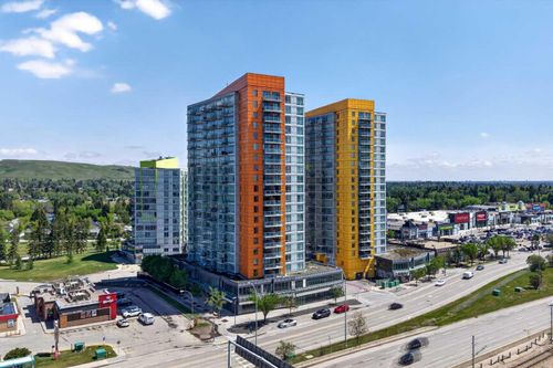 704-3830 Brentwood Rd Nw, Calgary, AB, T2L2J9 | Card Image
