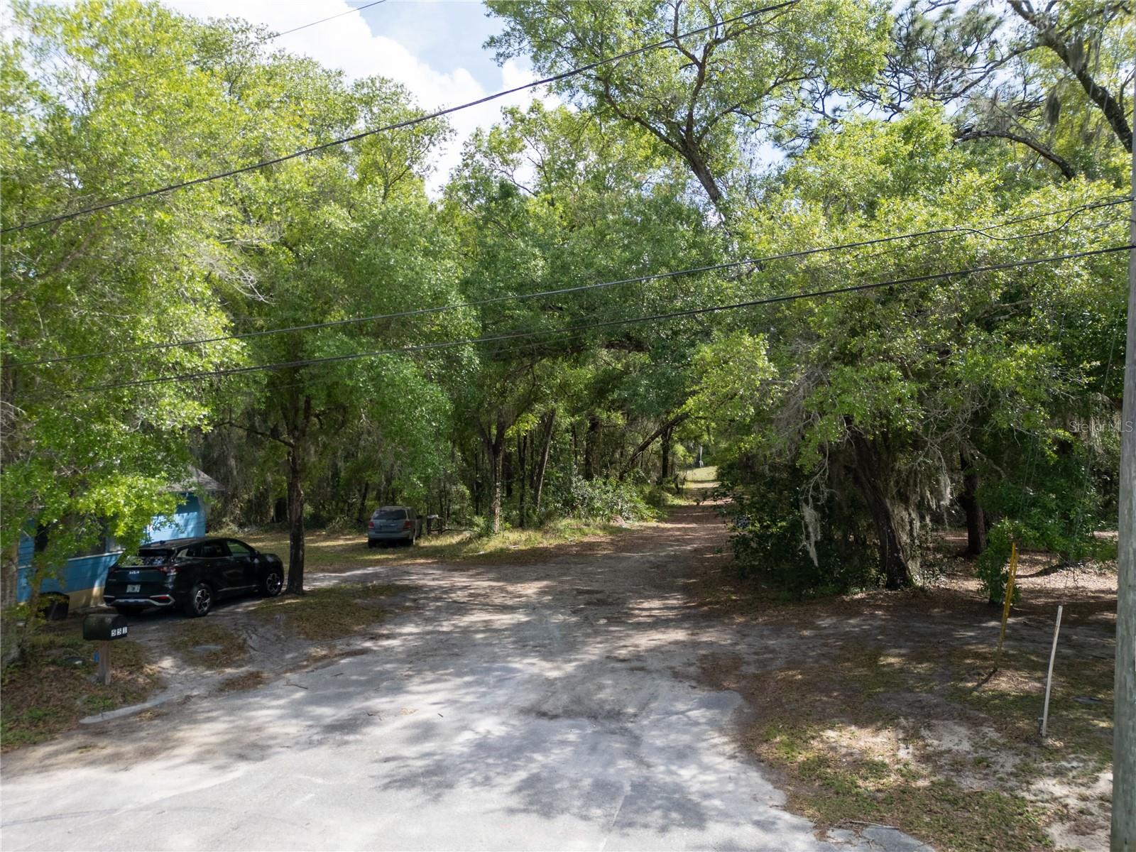 Land in DELAND 2