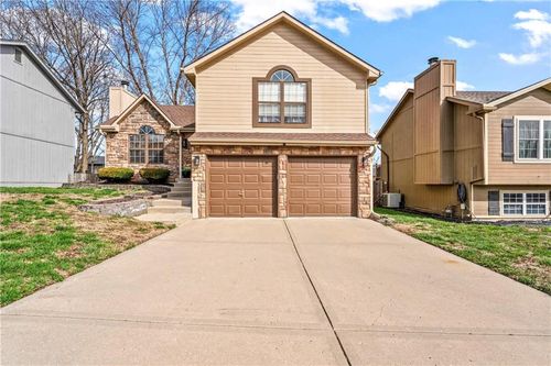 8816 Ne 73rd Terrace, Kansas City, MO, 64158 | Card Image