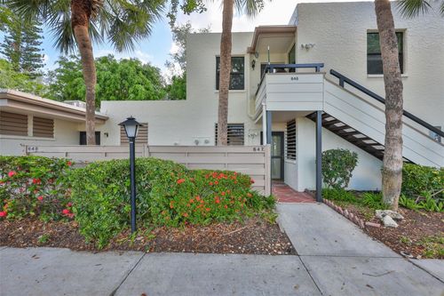 647-647 Woodlawn Dr, Bradenton, FL, 34210-3033 | Card Image