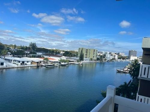 503-7900 Tatum Waterway Dr, Miami Beach, FL, 33141-1904 | Card Image