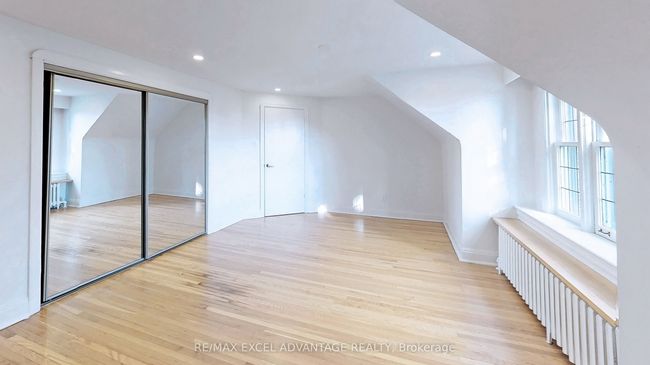 2 Sandringham Dr, House other with 4 bedrooms, 3 bathrooms and 6 parking in North York ON | Image 17