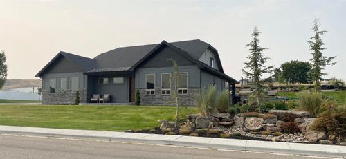 2420 Vista Ave, Payette, ID, 83661-5119 | Card Image