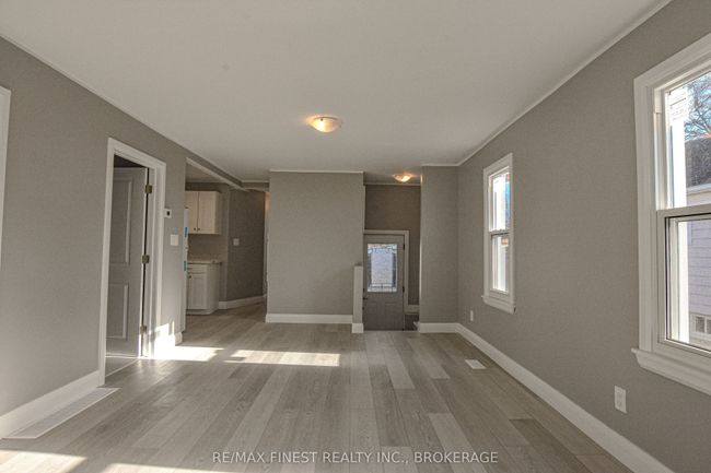 623 Macdonnell St, House other with 3 bedrooms, 1 bathrooms and 3 parking in Kingston ON | Image 6