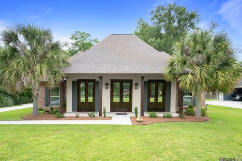 11067 Brown Rd, Denham Springs, LA, 70726-6015 | Card Image