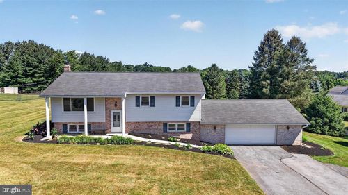 19 Palmyra Bellegrove Rd, ANNVILLE, PA, 17003-9110 | Card Image