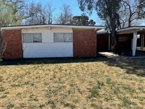 2413 46th St, Lubbock, TX, 79412-1524 | Card Image