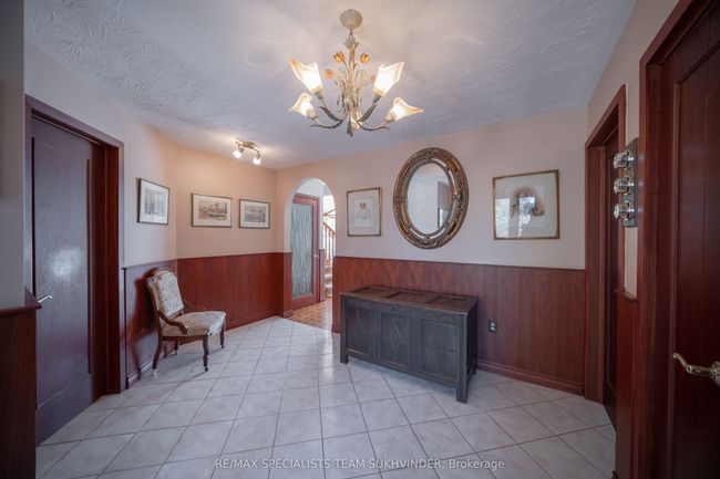 17296 Humber Station Rd, House other with 3 bedrooms, 4 bathrooms and 10 parking in Caledon East ON | Image 4