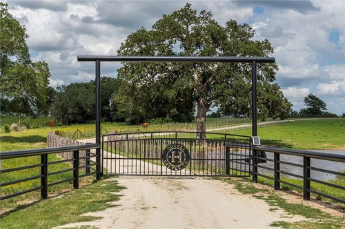 9336 Fm 2954, Bremond, TX, 76629 | Card Image