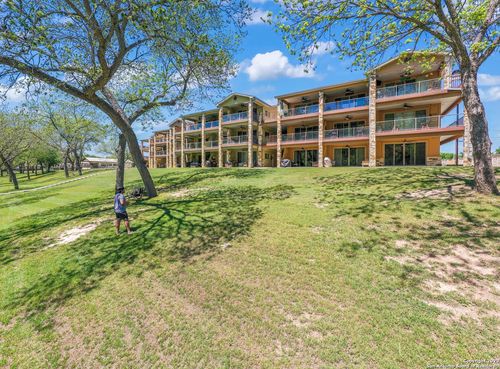 apt-301-540 River Run, New Braunfels, TX, 78132-2161 | Card Image