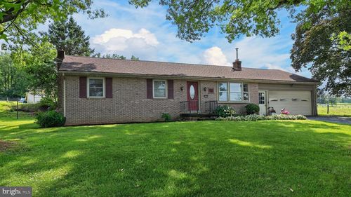 5757 Division Hwy, NARVON, PA, 17555-9219 | Card Image