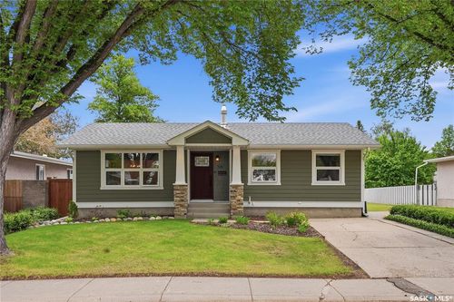 328 Carleton Dr, Saskatoon, SK, S7H4C1 | Card Image