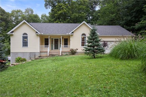 4717 W Britton Rd, Burbank, OH, 44214-9750 | Card Image