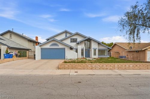 4752 Hackamore Dr, Las Vegas, NV, 89103-4313 | Card Image