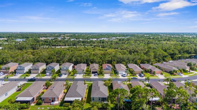 11819 Tempest Harbor Loop, House other with 3 bedrooms, 2 bathrooms and null parking in VENICE FL | Image 30