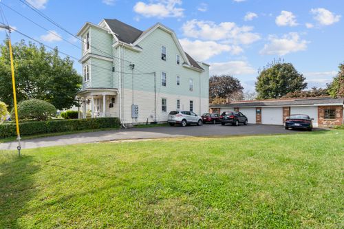 255 Hill St, Waterbury, CT, 06704-3071 | Card Image