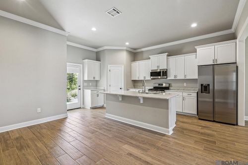 10810 Maitland Ave, Baton Rouge, LA, 70810-7895 | Card Image