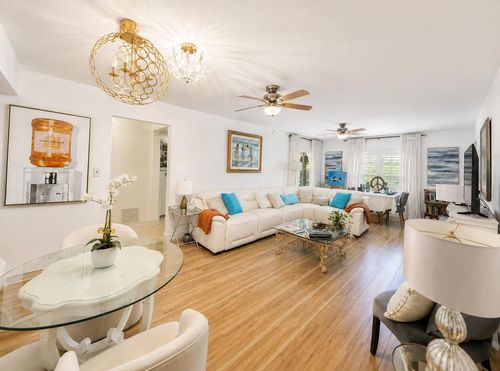 331-5570 Tamberlane Cir, Palm Beach Gardens, FL, 33418-4106 | Card Image