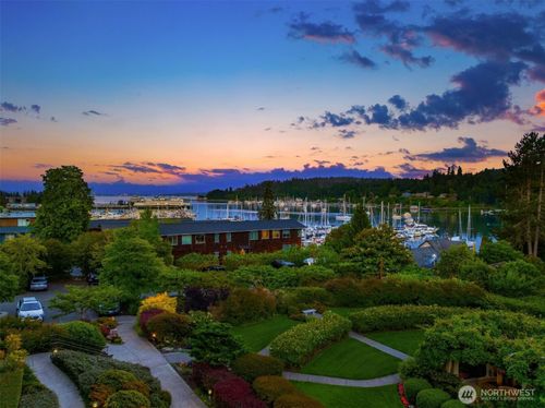 3b-450 Wood Ave Sw, Bainbridge Island, WA, 98110-2598 | Card Image