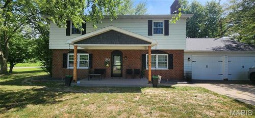 4090 Shiloh Cir, Pinckneyville, IL, 62274-4124 | Card Image