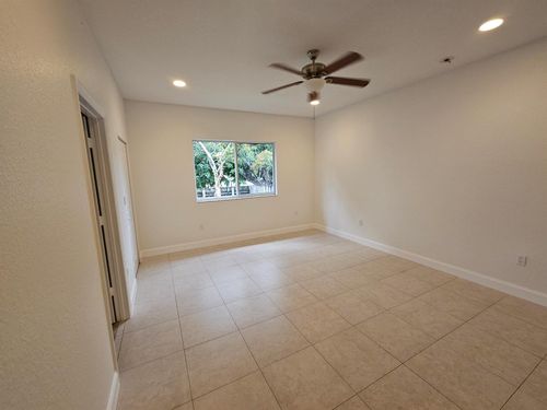 743 Nw 2nd Ave, Fort Lauderdale, FL, 33311-7410 | Card Image