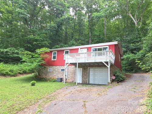 165 Mount Eire Dr, Sylva, NC, 28779-8710 | Card Image
