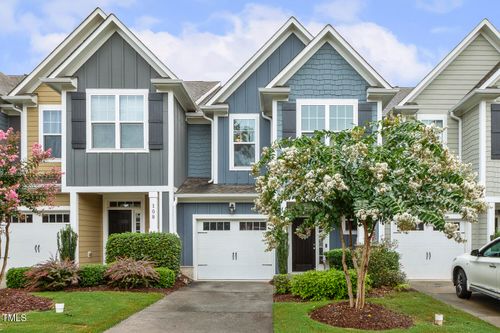 106 Hundred Oaks Ln, Holly Springs, NC, 27540-4457 | Card Image