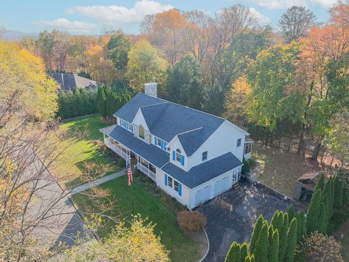 332 S Middletown Rd, Pearl River, NY, 10965-3033 | Card Image