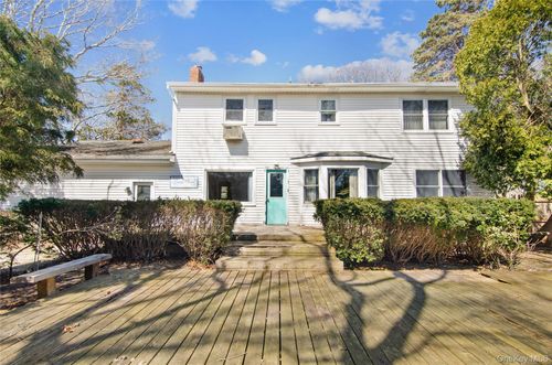 26 Lovell Rd, Hampton Bays, NY, 11946-2833 | Card Image