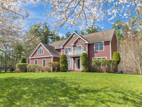 7 Tanglewood Dr, North Easton, MA, 02356-2734 | Card Image