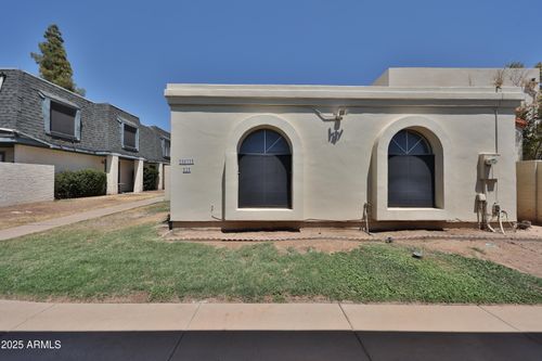1-8037 N 32nd Dr, Phoenix, AZ, 85051-6203 | Card Image