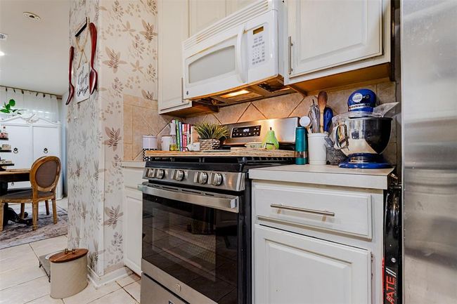 14639 Cypress Cottage Ct, House other with 4 bedrooms, 3 bathrooms and 2 parking in Cypress TX | Image 18