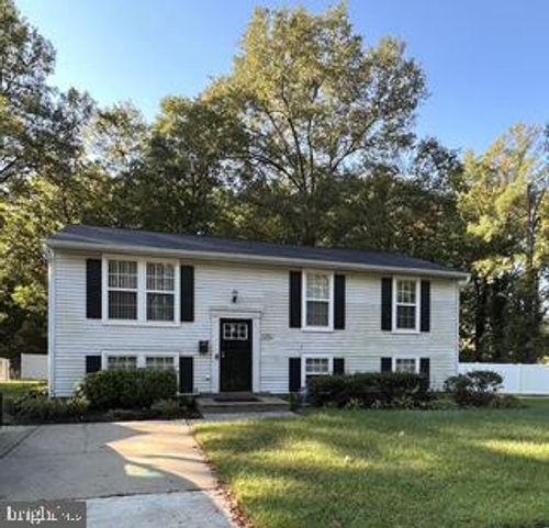 5951 Surrey Service Dr, DISTRICT HEIGHTS, MD, 20747 | Card Image