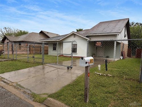 902 Del Monte Dr, San Juan, TX, 78589-3827 | Card Image
