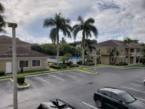 5-4950 Washington St, Hollywood, FL, 33021-7681 | Card Image