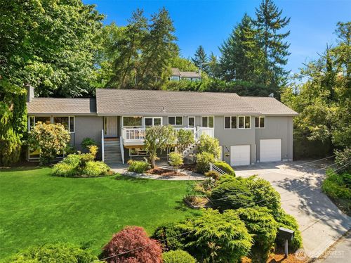 7929 Se 37th St, Mercer Island, WA, 98040-3508 | Card Image