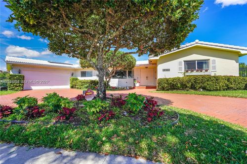 9299 Nw 13th Ave, Miami, FL, 33147-3370 | Card Image