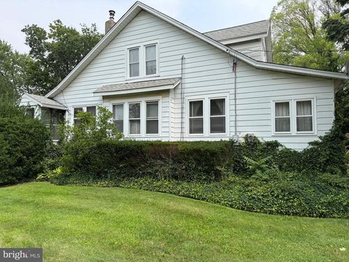 1016 Meetinghouse Rd, Upper Chichester, PA, 19061-3531 | Card Image