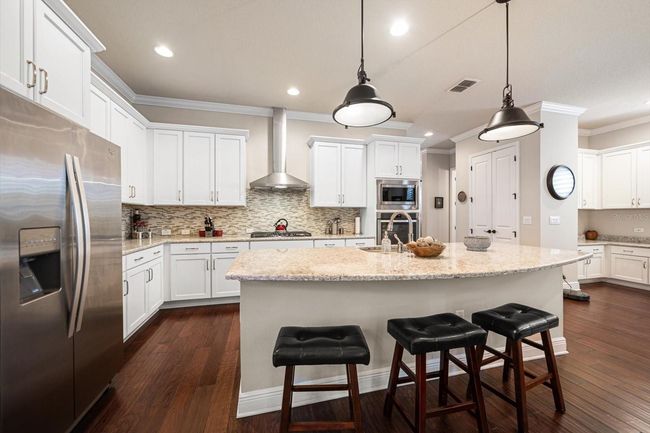 13917 Kingfisher Glen Dr, House other with 2 bedrooms, 3 bathrooms and null parking in LITHIA FL | Image 12