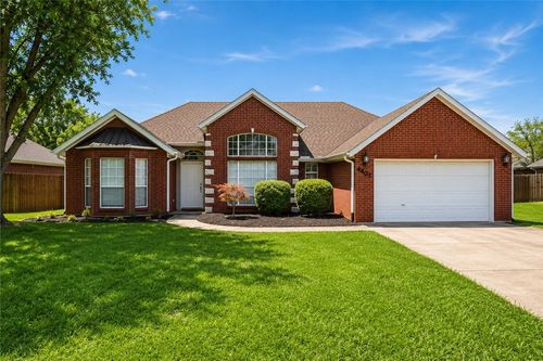 4403 W Bell Flower Dr, Fayetteville, AR, 72704-5111 | Card Image
