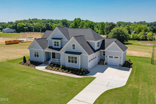 3220 Oakridge River Rd, Fuquay Varina, NC, 27526 | Card Image