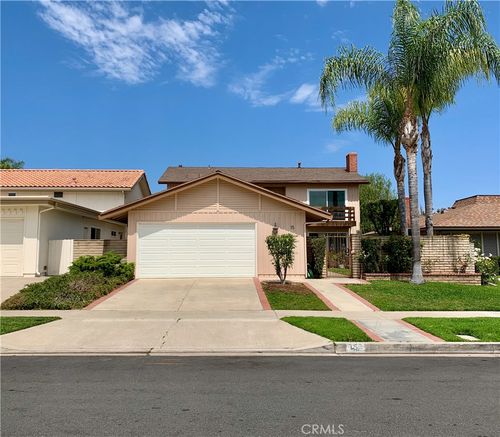 15 Butler St, Irvine, CA, 92612-2725 | Card Image
